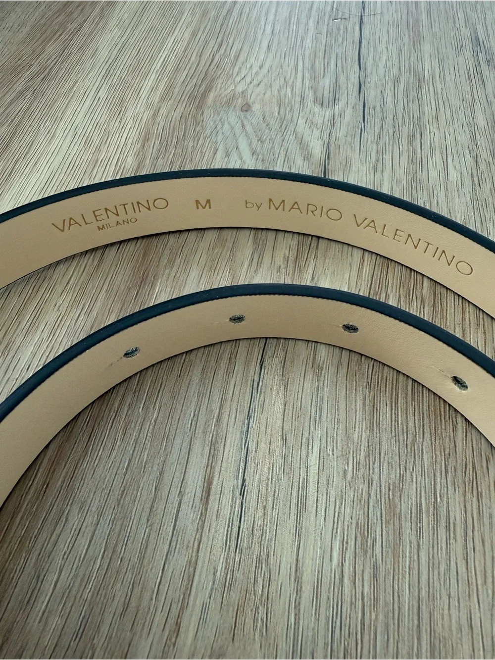 VALENTINO BY MARIO VALENTINO Baby Preciosa Plaque Buckle Leather Belt - medium